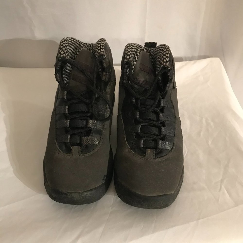 Jordan Youth Size 4T From The Air Jordan Collection Athletic Sport Sneakers - Picture 5 of 8